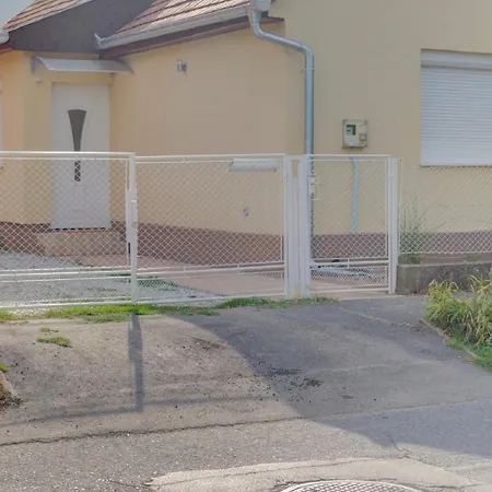 Ferienhaus Holiday In 38282 Balatonlelle